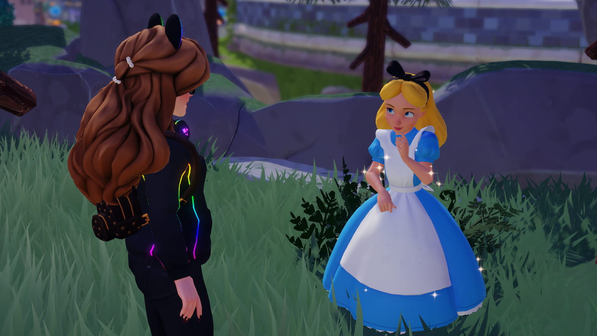 Disney Dreamlight Valley Alice talking to the player during Fractured Glass